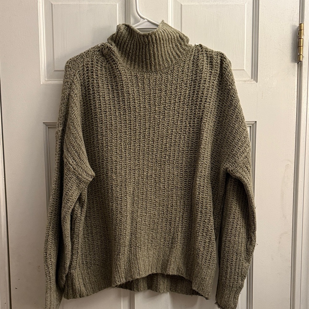 American Eagle Mock Neck Sweater Size XS